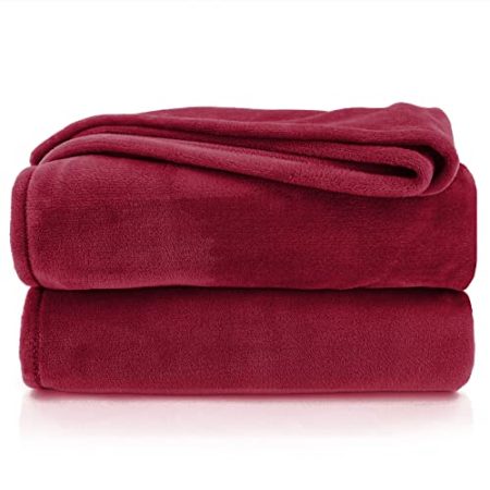 heimtexland Kuscheldecke flauschig Flanell Wohndecke warm Oekotex Tagesdecke Überwurf Sofadecke fusselfrei Fleecedecke Super Soft Decke 130x170 cm Typ380 Bordeaux weinrot