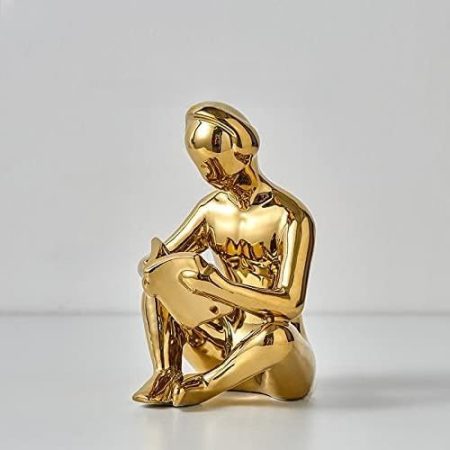 TOMYEUS Statuen Lady Statue Lesebuch Ornamente Dekoration Zubehör Vintage Frau Skulptur Tischplatte Dekor Geschenk Stilvolle und Elegante Dekoration (Type : Golden)