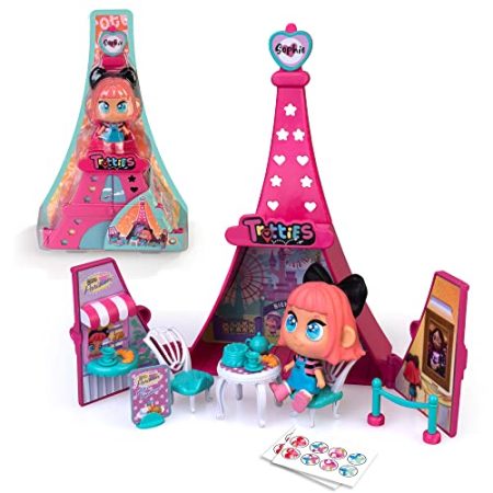 Trotties - Mini Trottie: Sophie in Paris, Spielzeugset mit rosa Eiffelturm, 1 Minipuppe und viel Zubehör, mit 3 Szenen und Aufklebern zum Dekorieren, Geschenk ab 3 Jahren, Famosa (TFT07000)